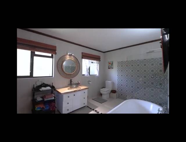 4 BEDROOM HOUSE TO LET IN BALLITO CENTRAL